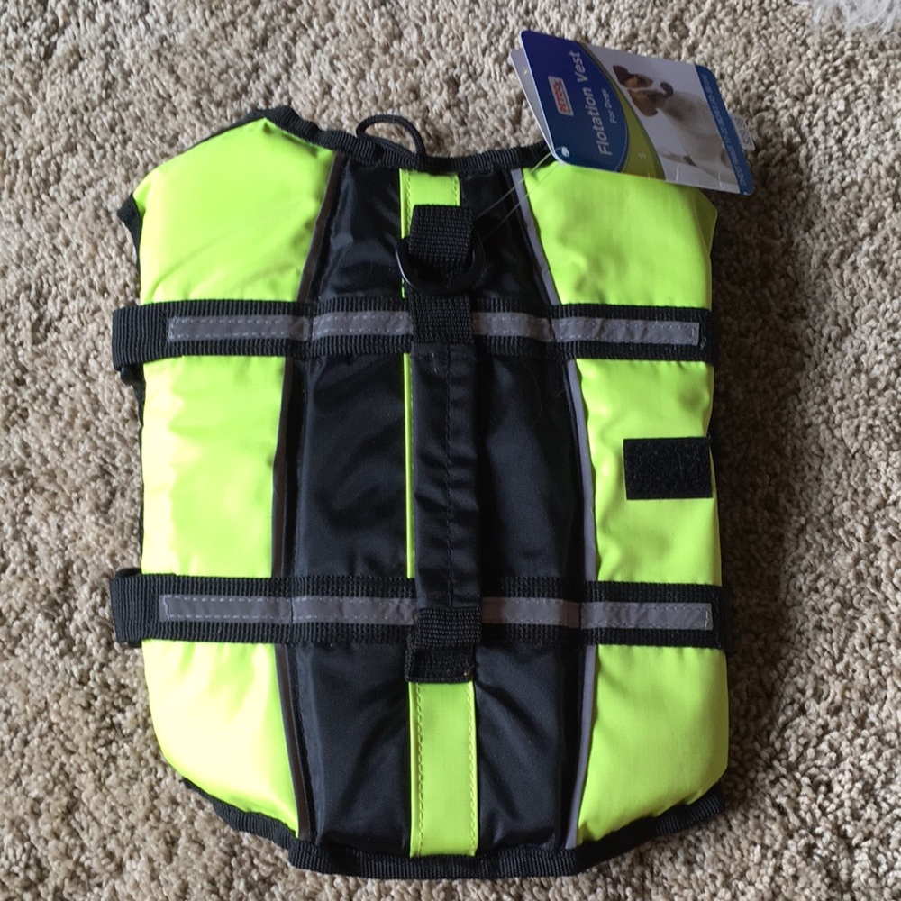 NWT Petco Dog Life Vest Small